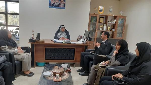 دیدار اعضای هیات نجات‌غریق و غواصی استان کرمان با مدیرکل امور بانوان و خانواده استانداری