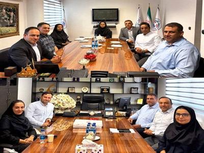 دیدار اعضای هیات نجات‌غریق و غواصی استان های مرکزی و البرز با رییس فدراسیون